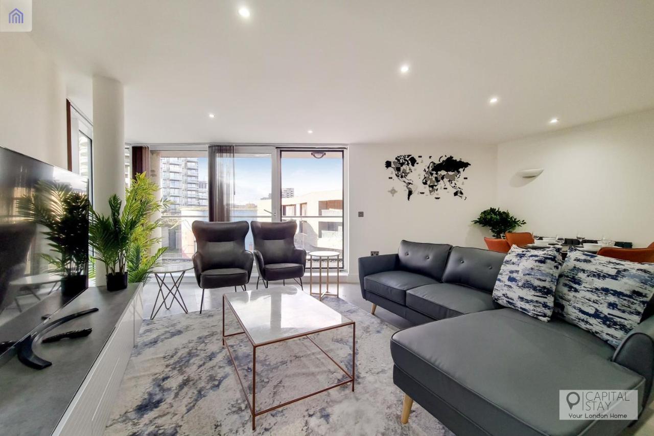 Free Parking - Stylish Three Bedroom Apartment By London Excel Dış mekan fotoğraf
