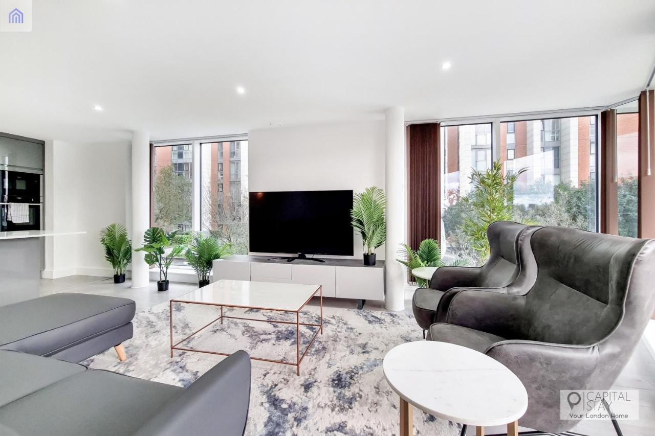 Free Parking - Stylish Three Bedroom Apartment By London Excel Dış mekan fotoğraf